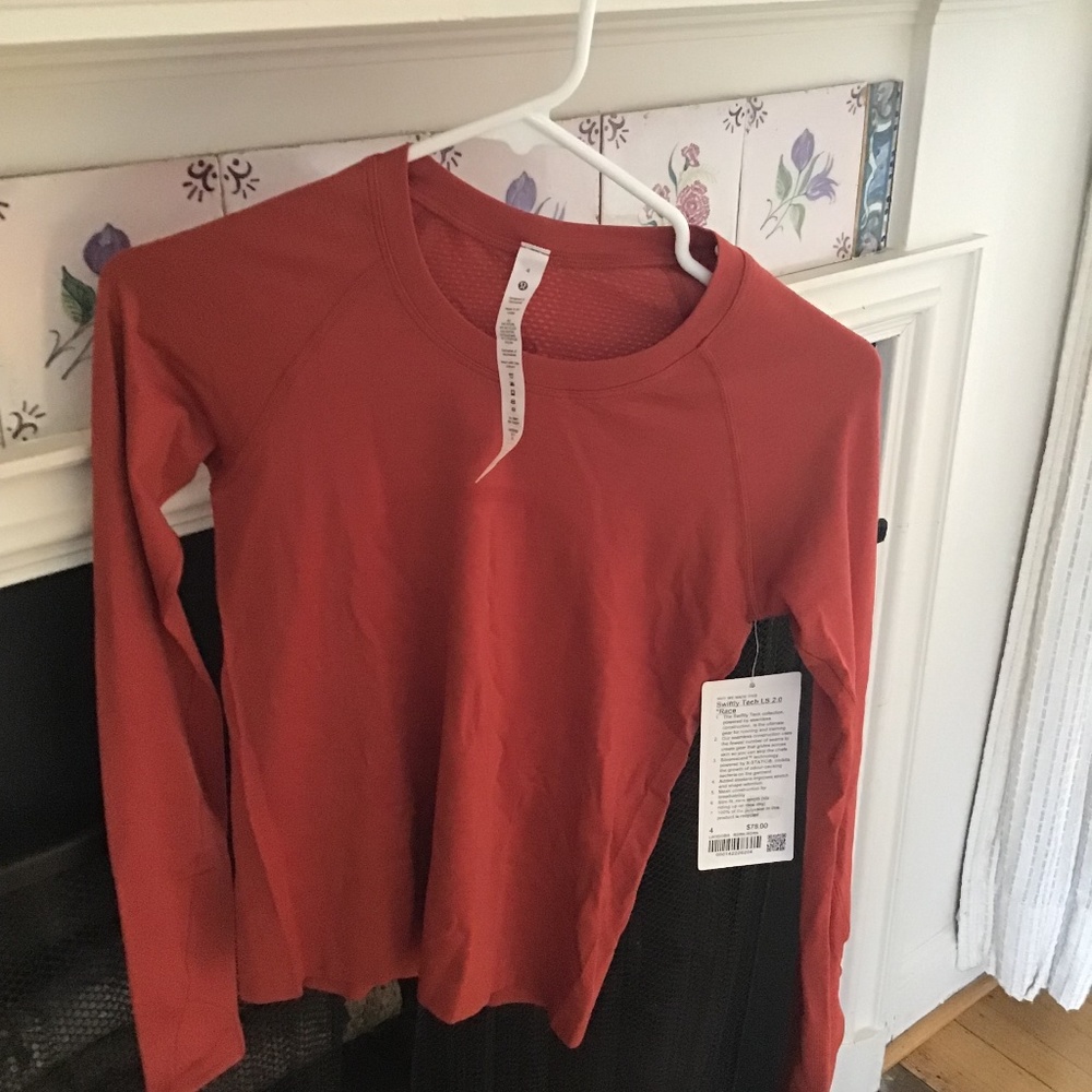 Lululemon Red Rock Long Sleeve Swiftly Tech NWT Race Length